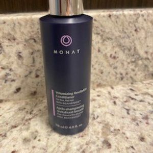 Monat Volumizing Revitalize Conditioner